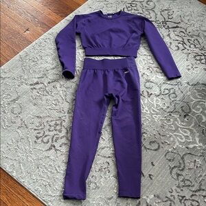 ABYL Seamless Purple Active Set - Long Sleeve Crop Top & High Waist Leggings